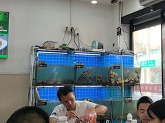 -品鲜海鲜餐厅(黄厝店)