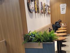 -霸王茶姬(云杉奥莱店)