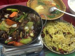 -乡土特色.冷锅鱼.牦牛肉汤锅