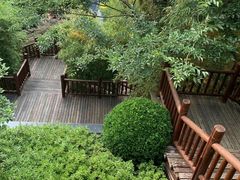 -七彩云南古滇温泉山庄