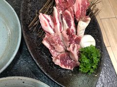 -草家酱蟹炭火烤肉店(珲春南路一店)