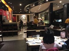 -必胜客(漕宝路店)