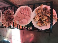 -东巴谷野生菌火锅餐厅