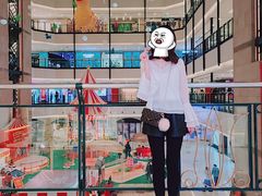 -梅龙镇广场