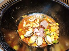 -锅来乐地锅鸡(安亭店)