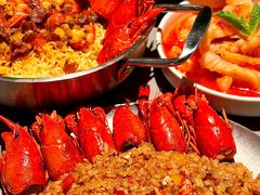 -龙巢盱眙龙虾·牛蛙·烧烤宵夜(八卦岭店)