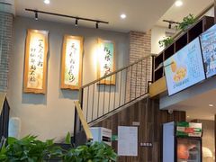 -呷佬·长沙手工米粉(金沙江路店)