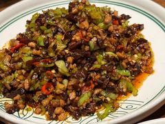 -云海肴·汽锅鸡·云南菜(天山百盛优客店)