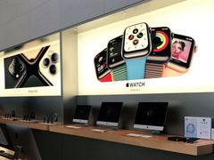 -Apple零售店(华贸购物中心店)