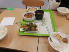 -老乡鸡(上海白玉兰广场店)