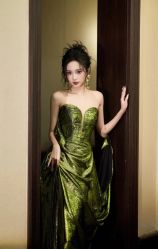 -纯色时光婚纱艺术馆WHITE