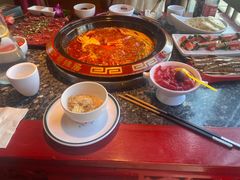 -蜀辣居鲜货老火锅(双流万达店)