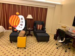 -深圳富苑皇冠假日套房酒店