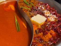 -沸炉重庆老火锅(军事博物馆店)