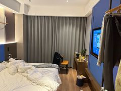 -丽辰酒店(深圳翻身地铁站店)
