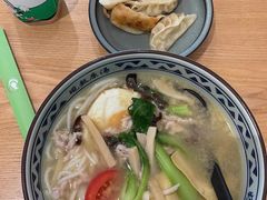 -蒙自源米线大王(明丰广场店)