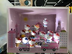 -泡泡玛特POPMART(侨福芳草地店)