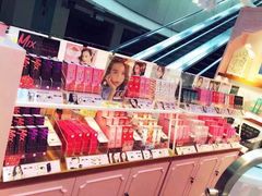 -4iNLOOK美瞳店(上海日月光中岛店)
