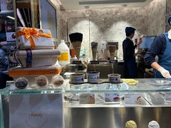 -Venchi (Chocolate & Gelato)