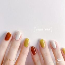 -悦指间美甲美睫