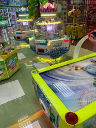 -莫莉幻想儿童乐园(青岛金茂湾店)