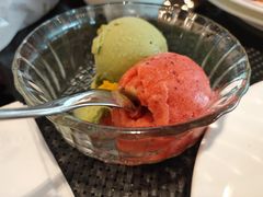 -圣丰索菲特·2 On 988 Café 自助餐厅