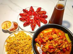 -钳小柒·小龙虾蓝龙王烧烤夜宵(长寿路店)