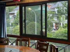 -芦茨金富饭庄·25年老字号·专做稻草鸡