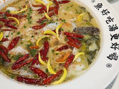 -江渔儿酸菜鱼(奥园广场金发购物中心店)