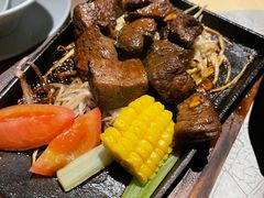 铁锄牛排-穹六人间 people 6(岳阳路店)