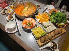 -野山舂·贵州现舂酸汤牛肉(民生路店)