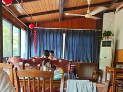 -芦茨金富饭庄·25年老字号·专做稻草鸡