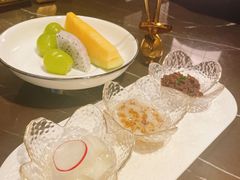 -海派悦庭·海胆烧麦·新融合菜(凯德广场店)