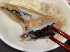 豆沙春卷-北大学一食堂