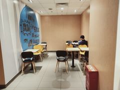 用餐区-麦当劳(上藤店)
