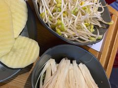 -谭鸭血老火锅(远大购物广场店)