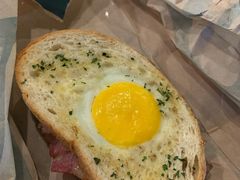 太阳蛋培根烤吐司-星巴克(万都店)