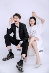 -二十一世纪婚纱摄影(省府前街店)