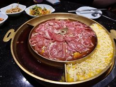 -猪啊牛呀羊啊铜盘烤肉(正大广场店)