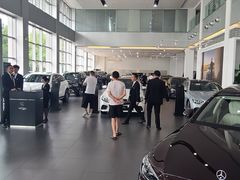 -奔驰上海利星(七宝店)