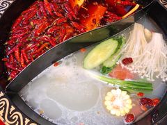 -重庆三峡火锅城(梅林店)