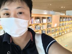 -新华文创·光的空间