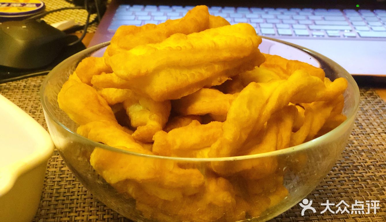 切好形状盖上保鲜膜，二次发孝10分钟就可以下锅了