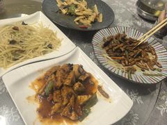 -天天向上素食餐厅(五台山店)