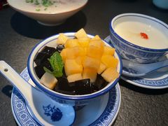 -蝴蝶里·粤菜·点心(滨江龙湖店)