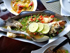 柠檬汁蒸鲈鱼-食肆&Fourteen(武林夜市店)