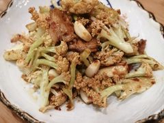 干煸有机花菜-橄榄季酒店