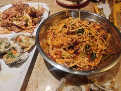 -喝丢一只鞋海鲜烧烤·海肠捞饭(东关街店)