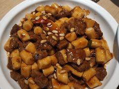 松子牛肉炒年糕-兔爸私家小厨(新北万达店)
