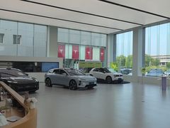 -蔚来体验中心(北京后沙峪店)